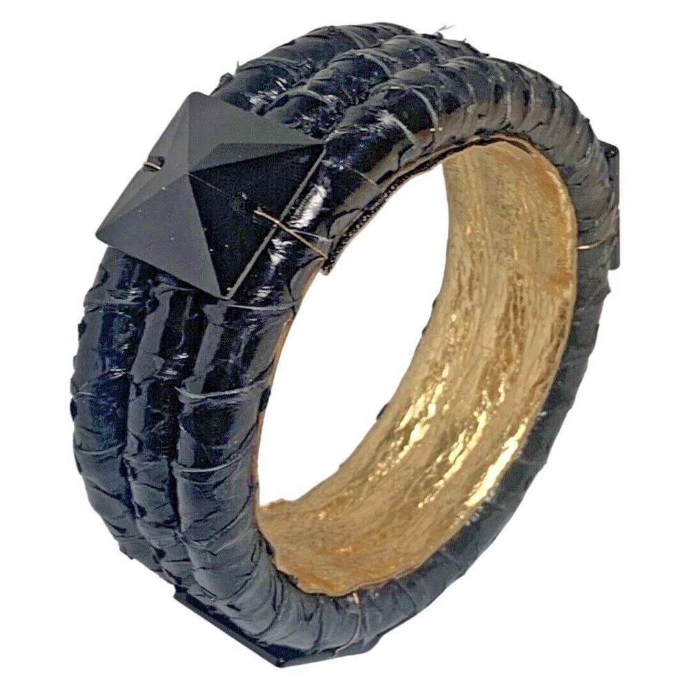 Ted Rossi Bracelet NYC Black Leather Wide Bangle 7" Gold Trendy Signed